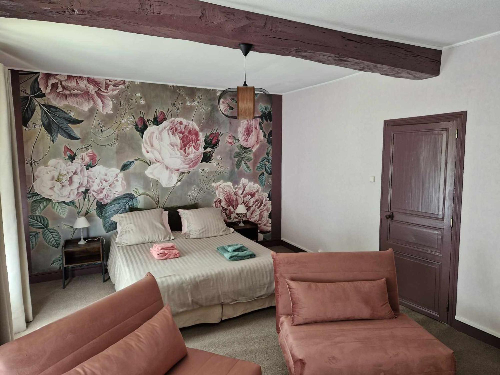 Escale Au Clos Saint Martin De Juillers Gites Et Chambres D'Hotes מראה חיצוני תמונה